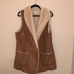 Suede and faux fur vest